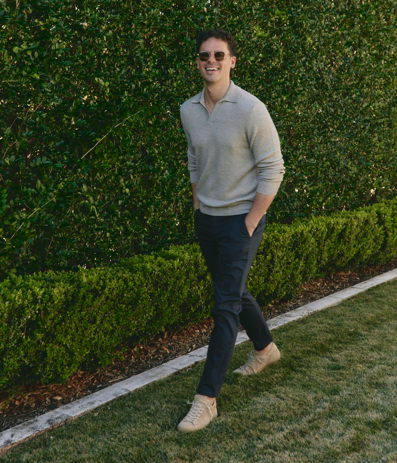 Men’s slim fit navy Alberto chinos in stretch twill with zip and button closure, perfect for smart-casual or weekend wear.