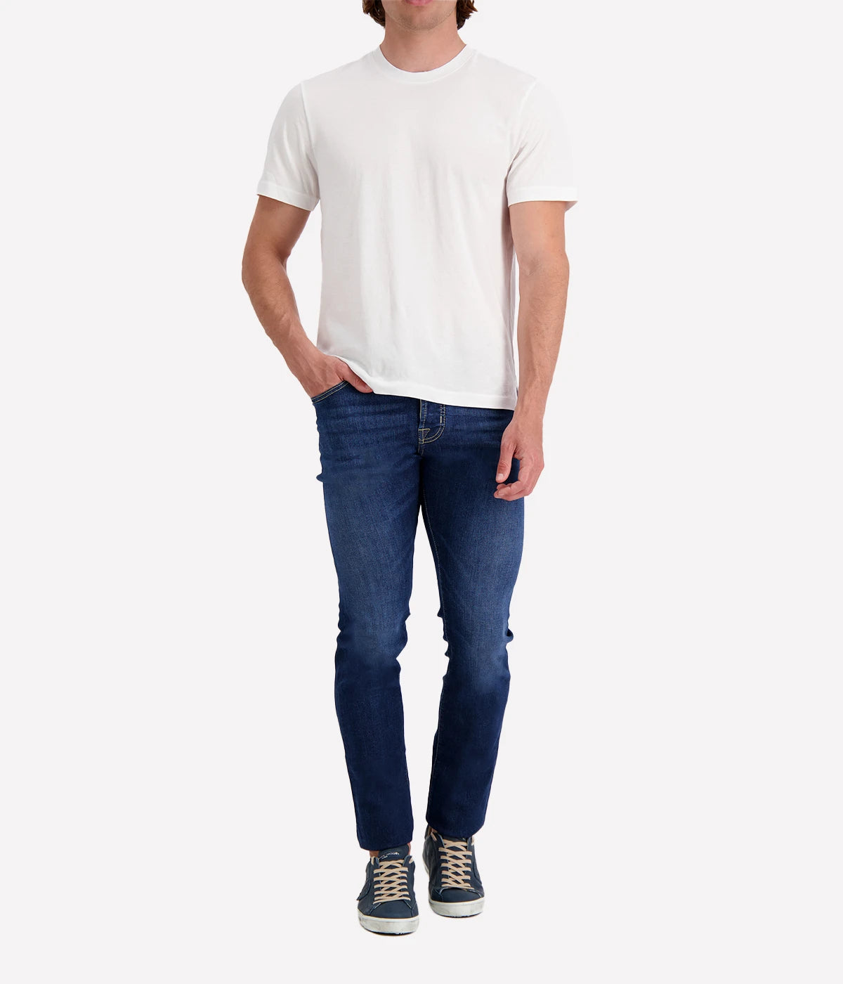 The Clean Finish Jersey Short Sleeve Crew in luxurious jersey fabric, designed for a classic fit. Featuring a binded neck and clean finished hem, this timeless t-shirt is the perfect addition to elevate any wardrobe. Ideal for casual or smart-casual outfits, this versatile piece offers effortless style and durability.