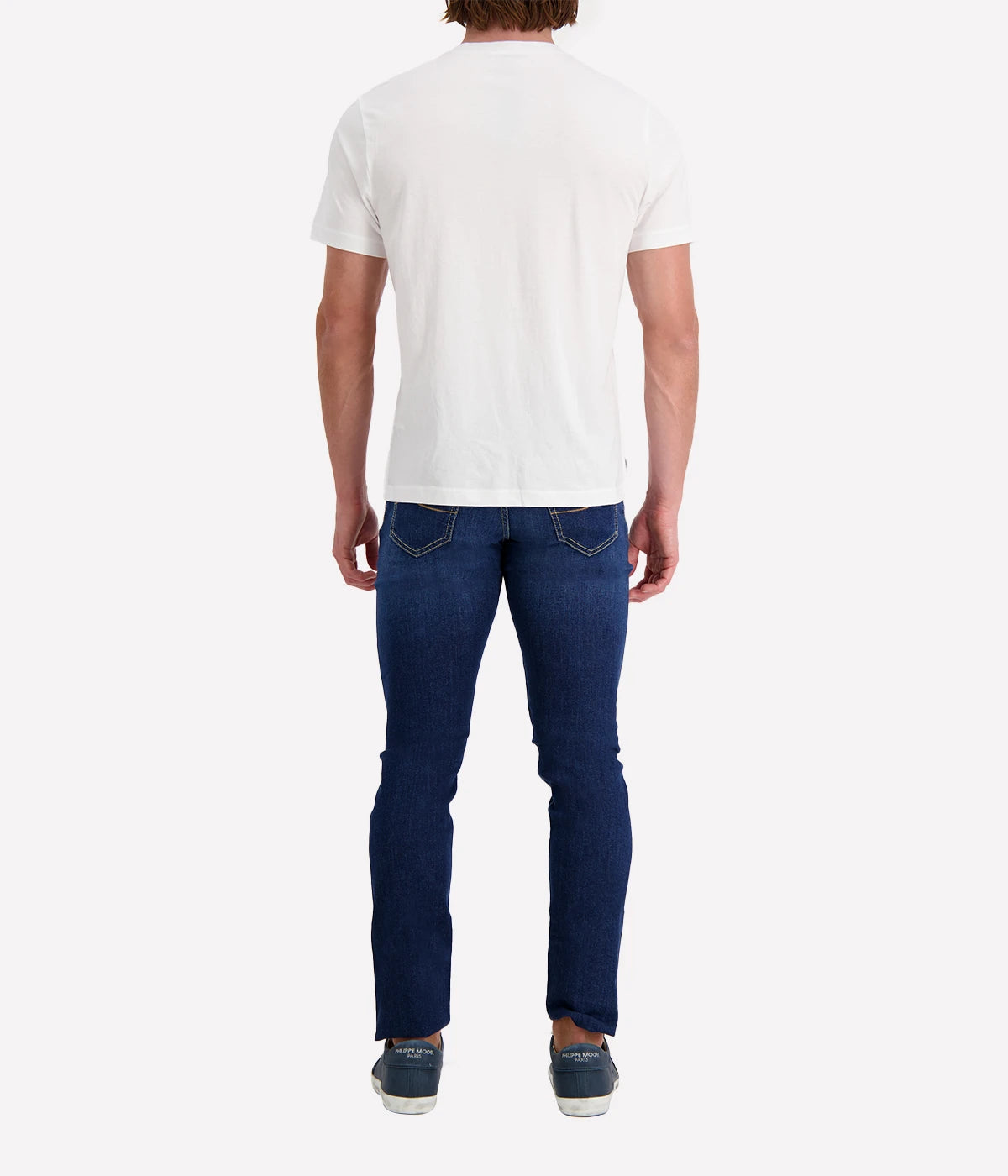 The Clean Finish Jersey Short Sleeve Crew in luxurious jersey fabric, designed for a classic fit. Featuring a binded neck and clean finished hem, this timeless t-shirt is the perfect addition to elevate any wardrobe. Ideal for casual or smart-casual outfits, this versatile piece offers effortless style and durability.