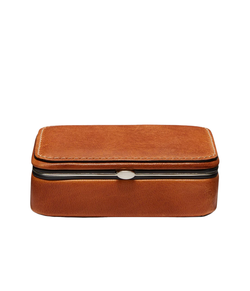 F. Hamman leather playing card set in cognac full-grain leather with suede lining and polished frame – luxury game accessory made in Germany.