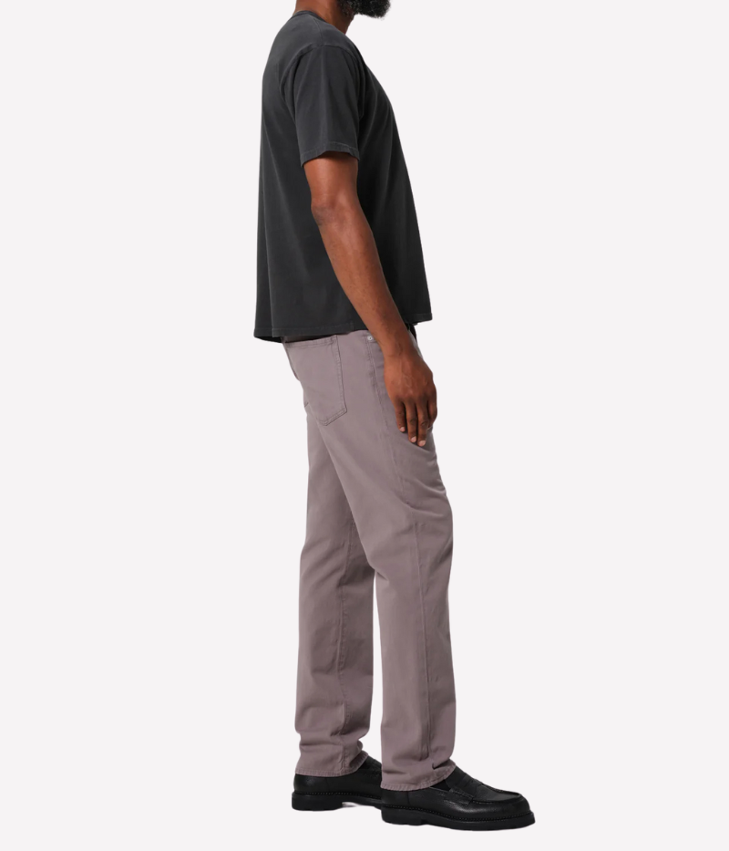 Straight-leg fit pants in a sleek slate dark grey wash, offering a relaxed and comfortable style with midweight stretch linen. 