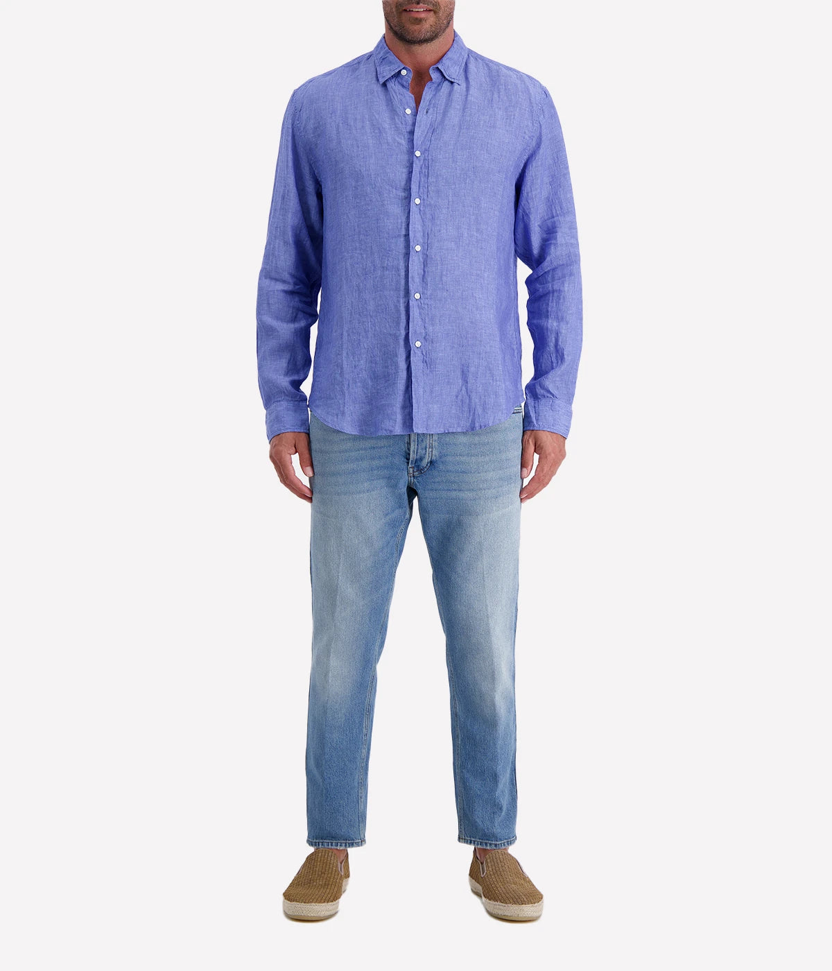 Men’s classic blue linen button-up shirt by Frank & Eileen, featuring a relaxed fit, long sleeves, and lightweight, breathable fabric.