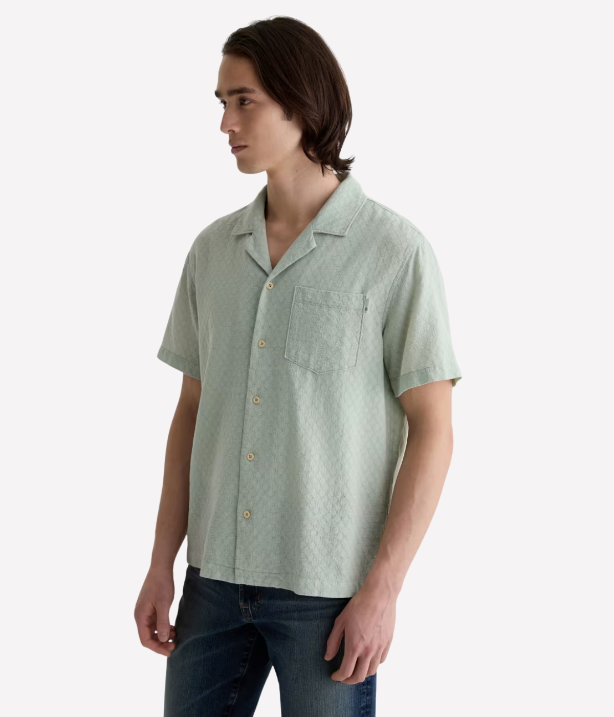 Light green short sleeve camp collar shirt made from lightweight cotton-linen blend with subtle dobby texture and chest pocket – the perfect refined summer shirt.