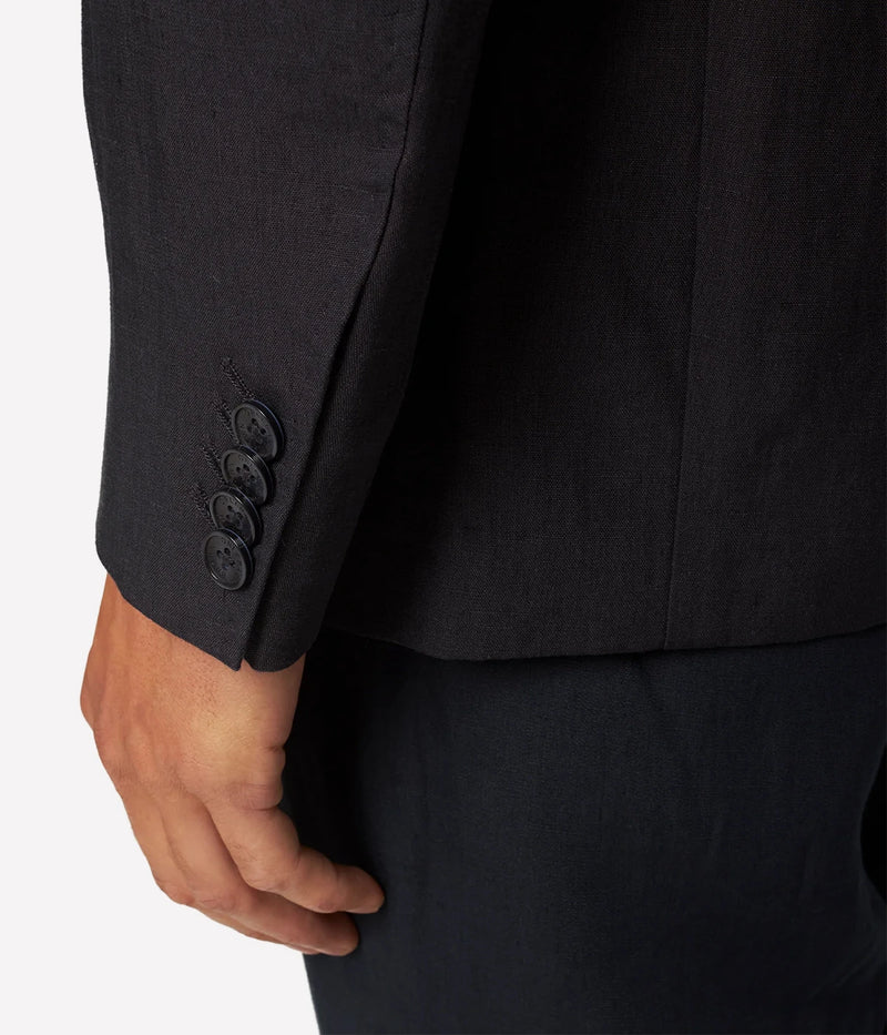 Men’s tailored linen blazer with slub texture, soft shoulders, and notched lapels—perfect for summer events and holiday dressing.