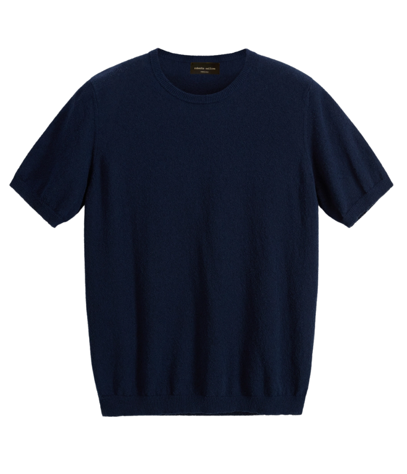 Classic navy spongy-knit t-shirt featuring ribbed edges and a breathable, structured feel for elevated everyday wear.
