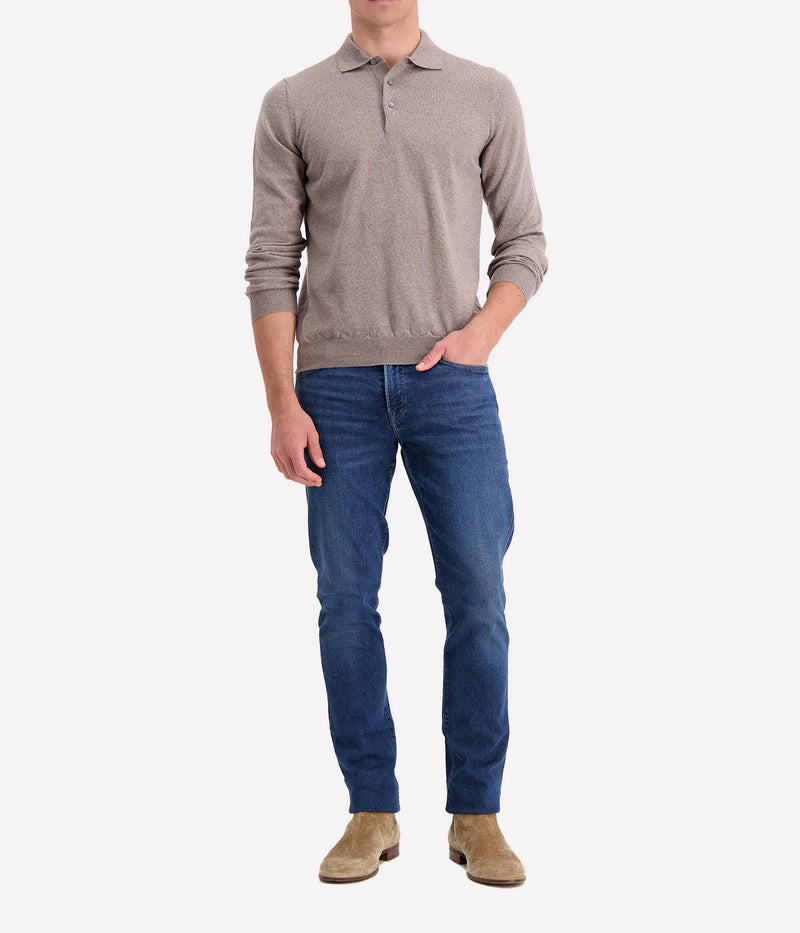 Gran Sasso Tennis long sleeve in 100% virgin wool, offering a durable and flexible fit, perfect for athletic activities, made in Italy.