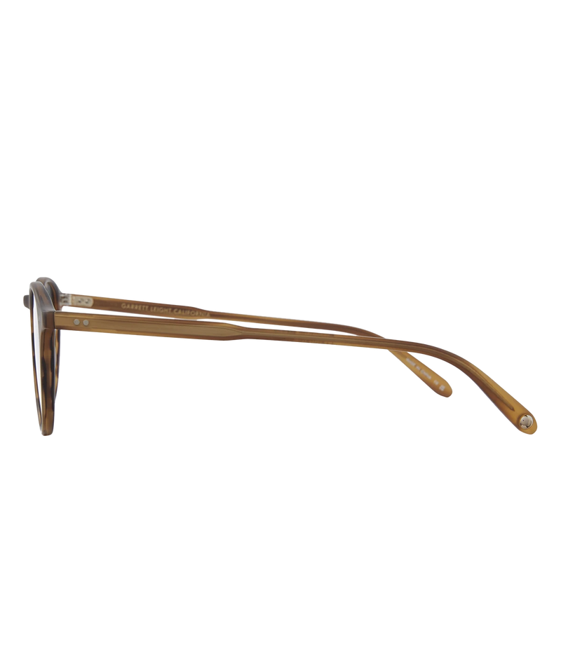 Retro-inspired P3 sunglasses with modern colour combinations, Premium Glass Polar lenses, and hand-finished details. Features classic GLCO core wire, 5-barrel hinges with rivets, and external pins at the temples. 100% UV protection.