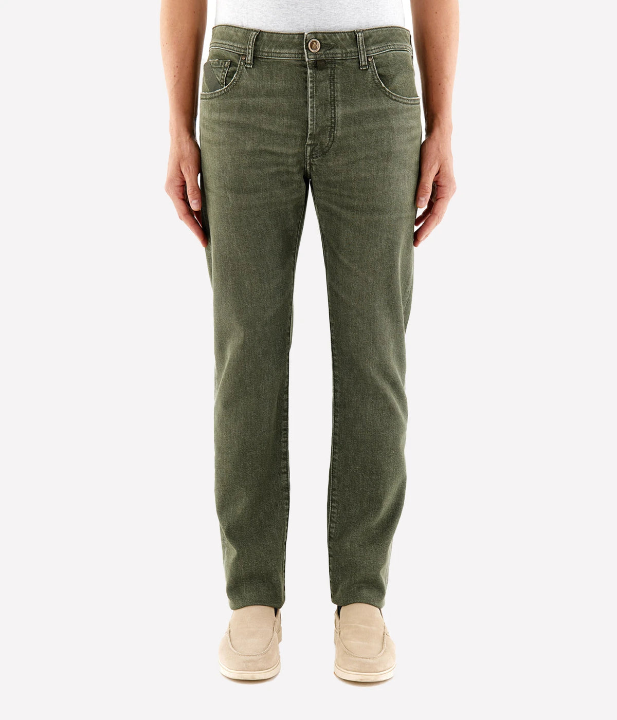 Man wearing Jacob Cohën Bard Regular-Slim Jeans in Vintage Green with a white T-shirt, front view