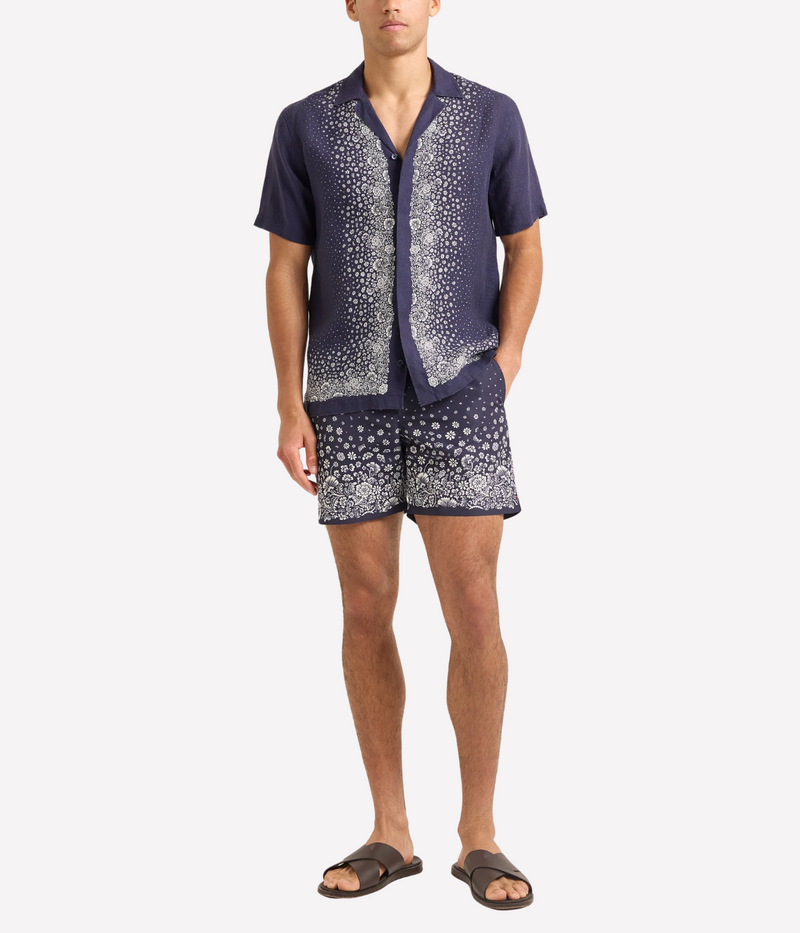 Maitan Plant in Night Iris