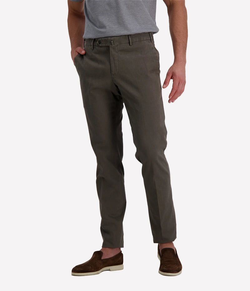 Man Trousers in 100