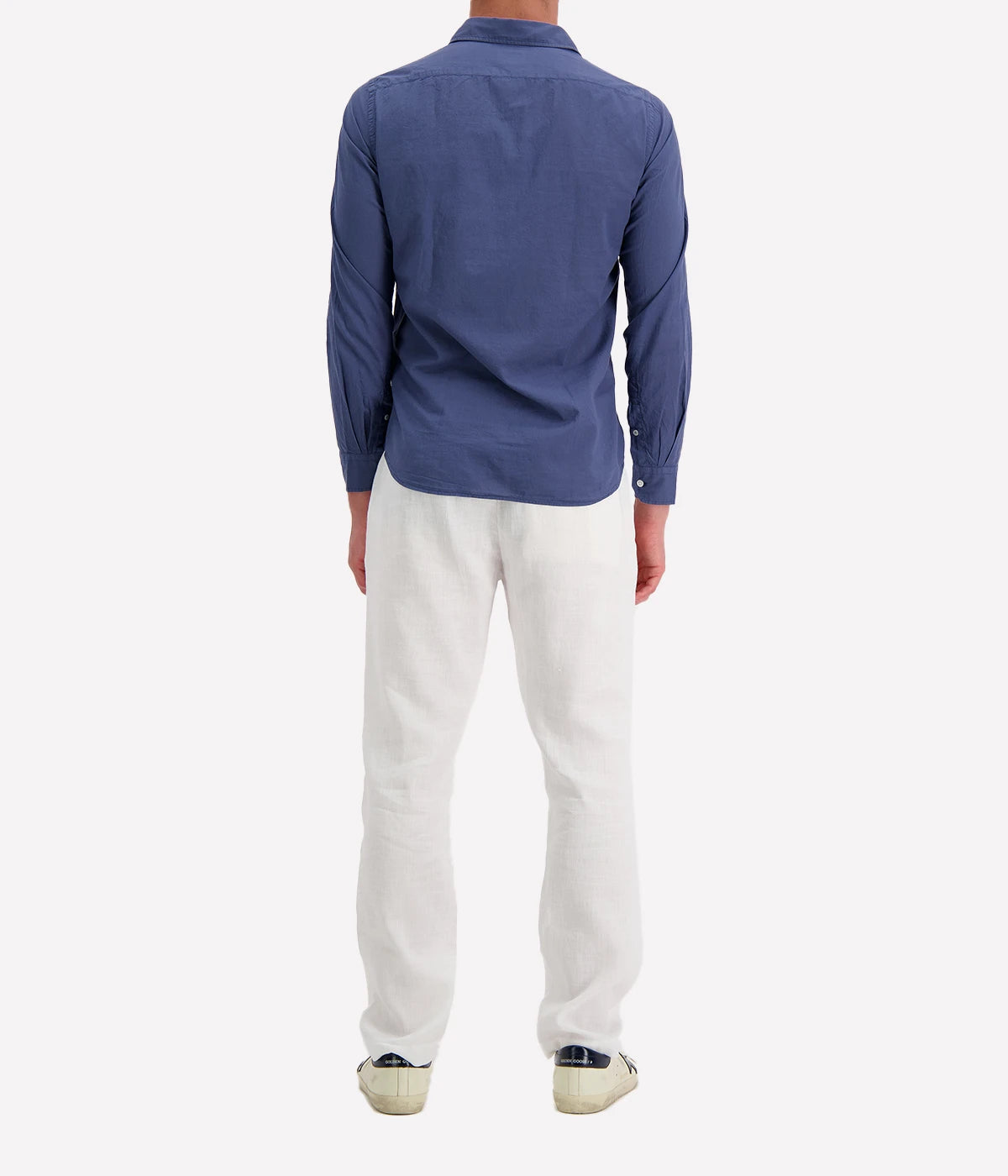 Back view of the Hartford Sammy Shirt, highlighting its clean lines and lightweight cotton voile fabric. A versatile piece for both smart-casual and laid-back summer outfits.