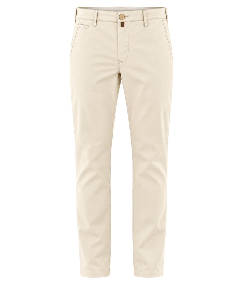 Front product view of Jacob Cohën Bobby Slim Chino Pants in Off White