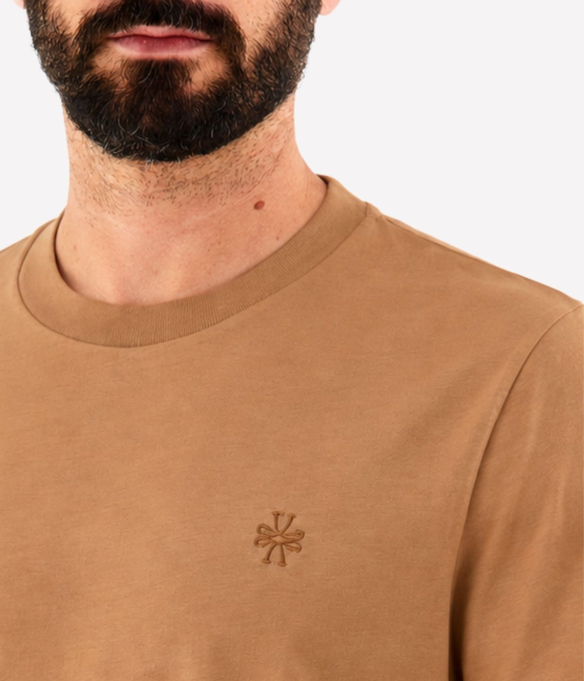 Close-up of Jacob Cohën Girocollo Costina T-Shirt in Iced Coffee Brown showing the ribbed crew neck and tonal embroidered logo