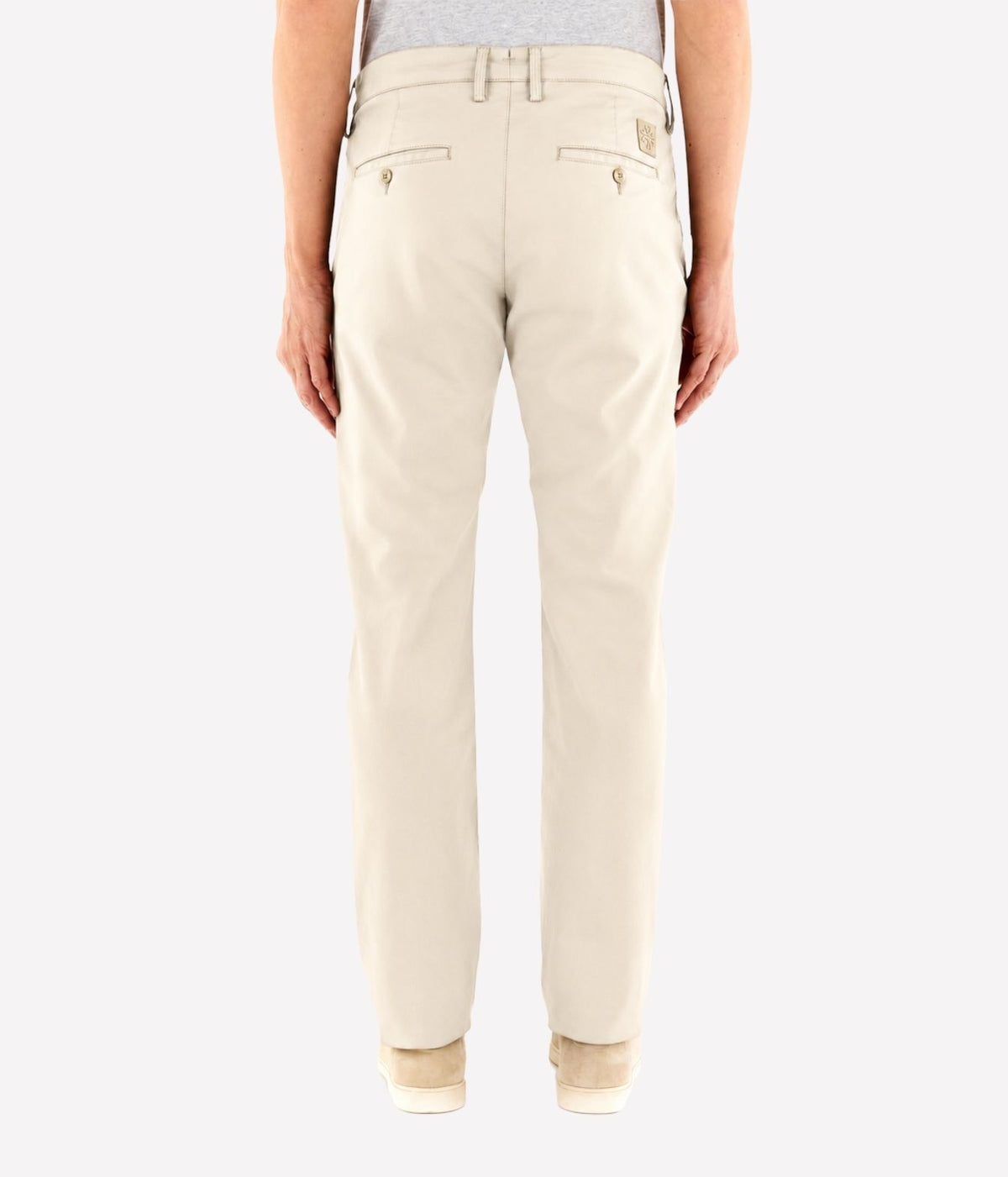 Man wearing Jacob Cohën Bobby Slim Chino Pants in Off White, back view