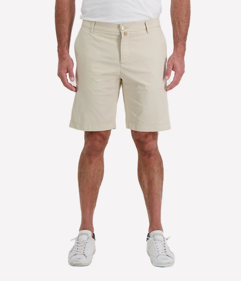 Jacob Cohën George Bermuda Chino Regular Fit in Light Beige Suede Patch – Front View Bermuda Chino Shorts