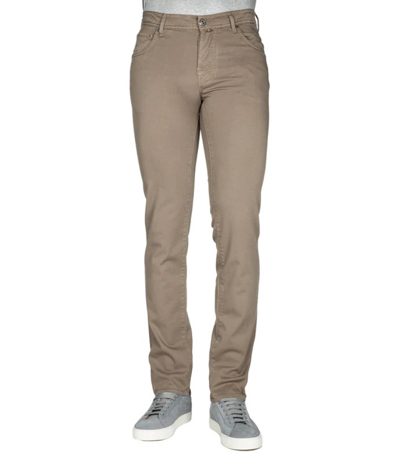 Jacob Cohen Nick 5-Pocket Jeans featuring a slim, tailored fit in high-quality stretch denim with classic five-pocket detailing and branded hardware.