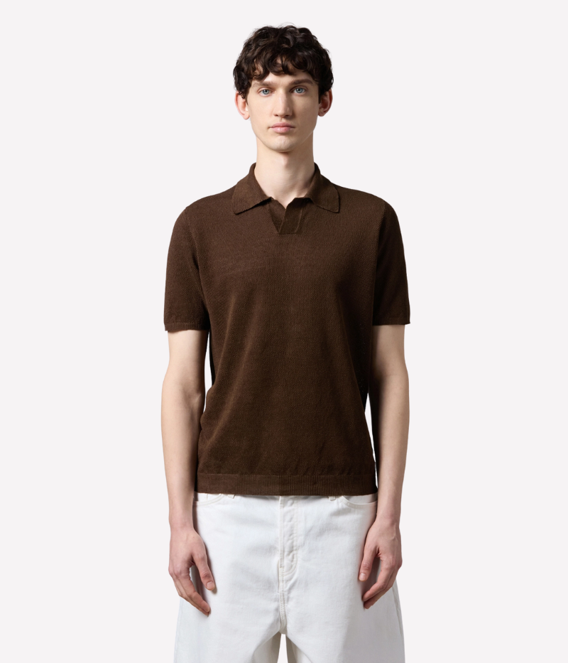 Roberto Collina linen buttonless polo shirt in piqué knit with ribbed trims, made in Italy.