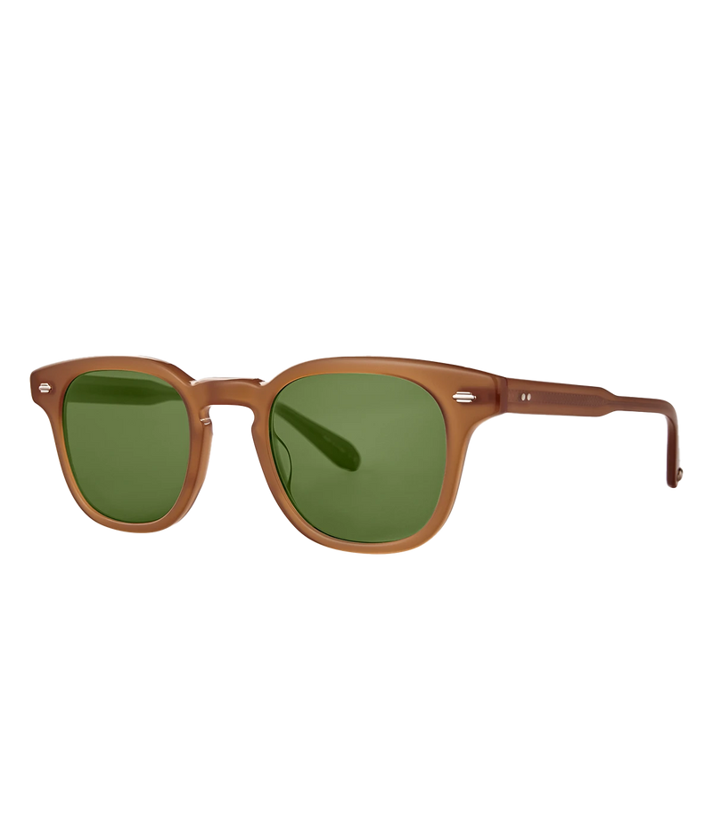 Compact square frame with thicker acetate, custom Braid filigree core wire, and Skyline plaque. Hand-finished with a keyhole nose bridge and 100% UV protection. Stylish and functional, inspired by 50s eyewear.