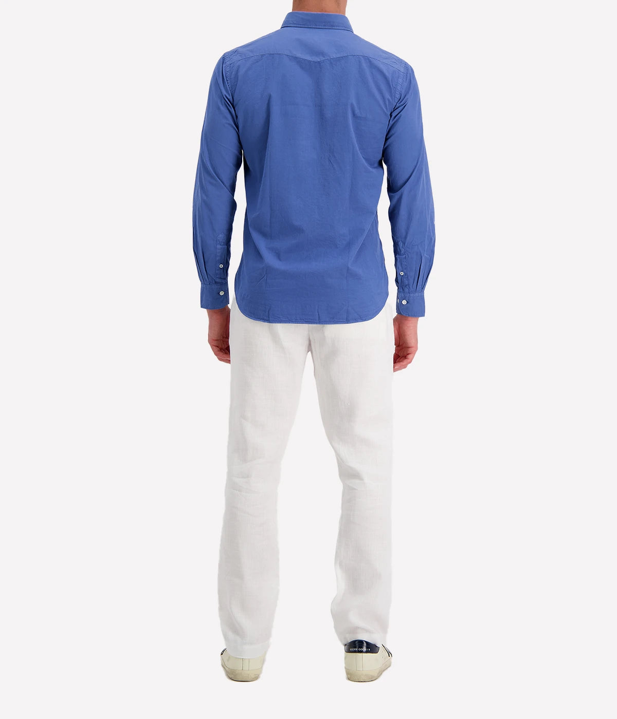 Back view of the Hartford Storm Pat shirt, highlighting the clean, classic cut and subtle garment-dyed colour. Made from 100% cotton twill for a comfortable, soft feel.