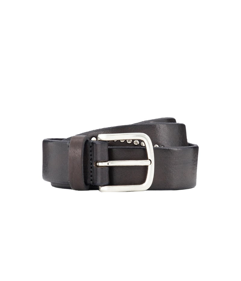 Close-up of a black studded leather belt featuring a premium leather strap with evenly spaced metal studs and a sturdy buckle. A bold accessory that adds an edgy touch to any outfit.