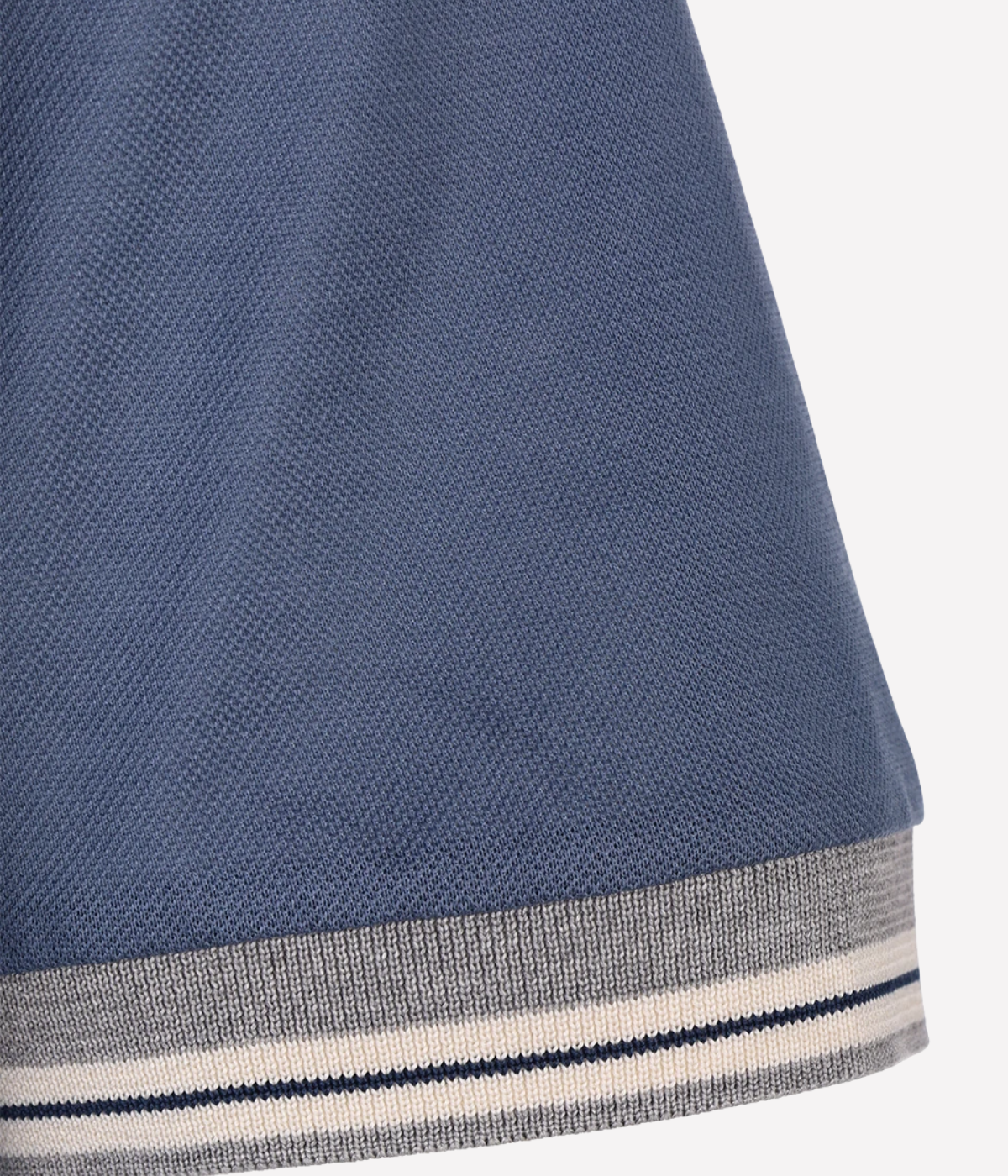 Tennis Zip Short Sleeve in 567