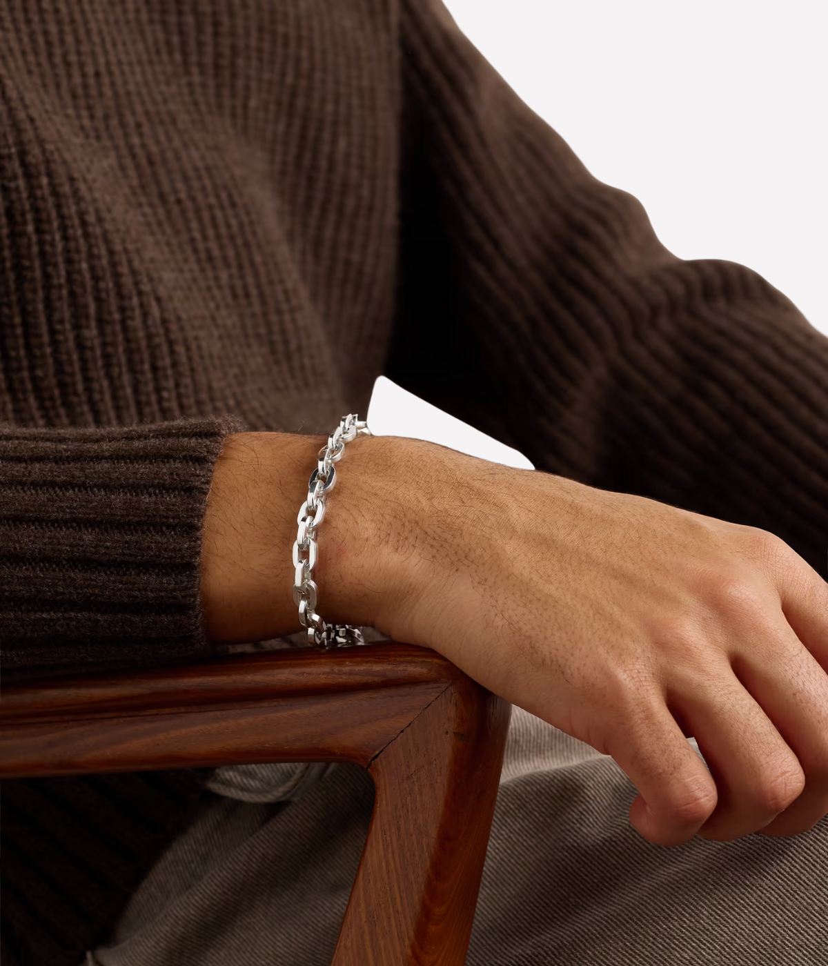 The Mini Cuadro Toggled Bracelet in Silver