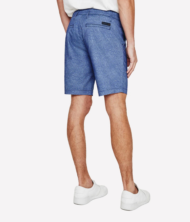 Wanderer Short in Hide Seek Navy