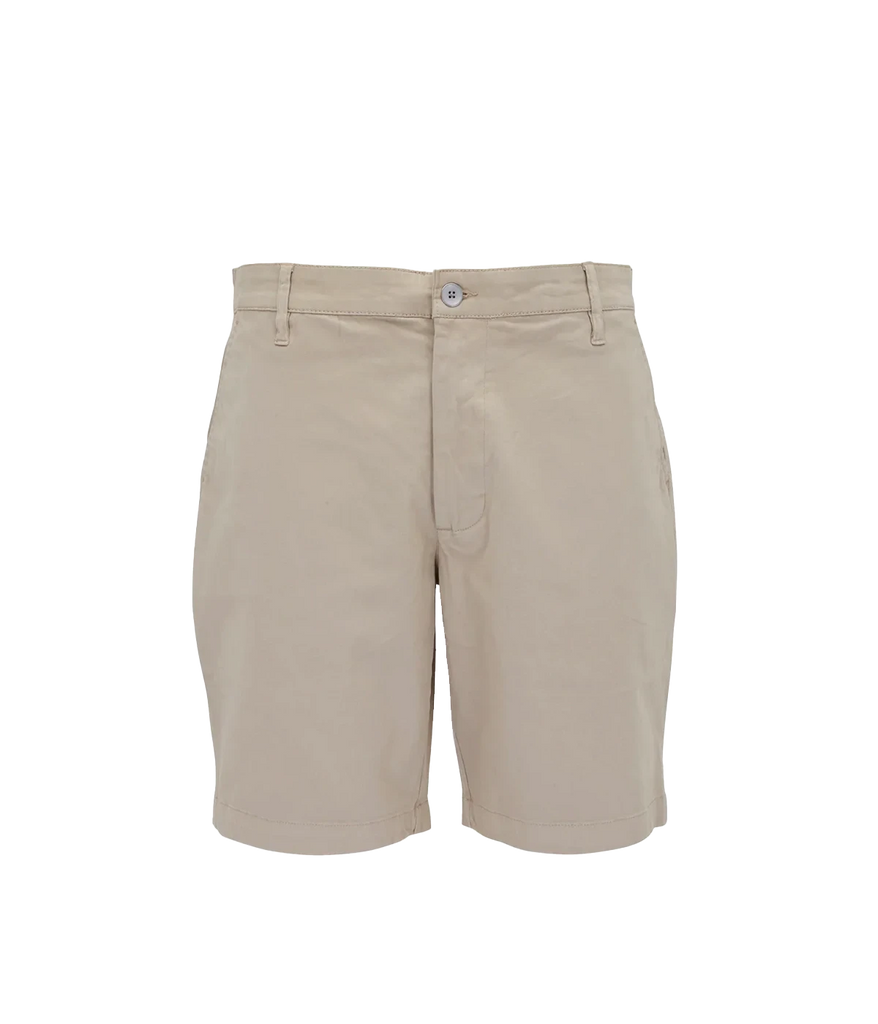 ultra-lightweight men’s shorts, cut for a slim fit with a clean trouser look and a slightly tapered leg opening.. Wash and wear cotton shorts in a versatile neutral shade.