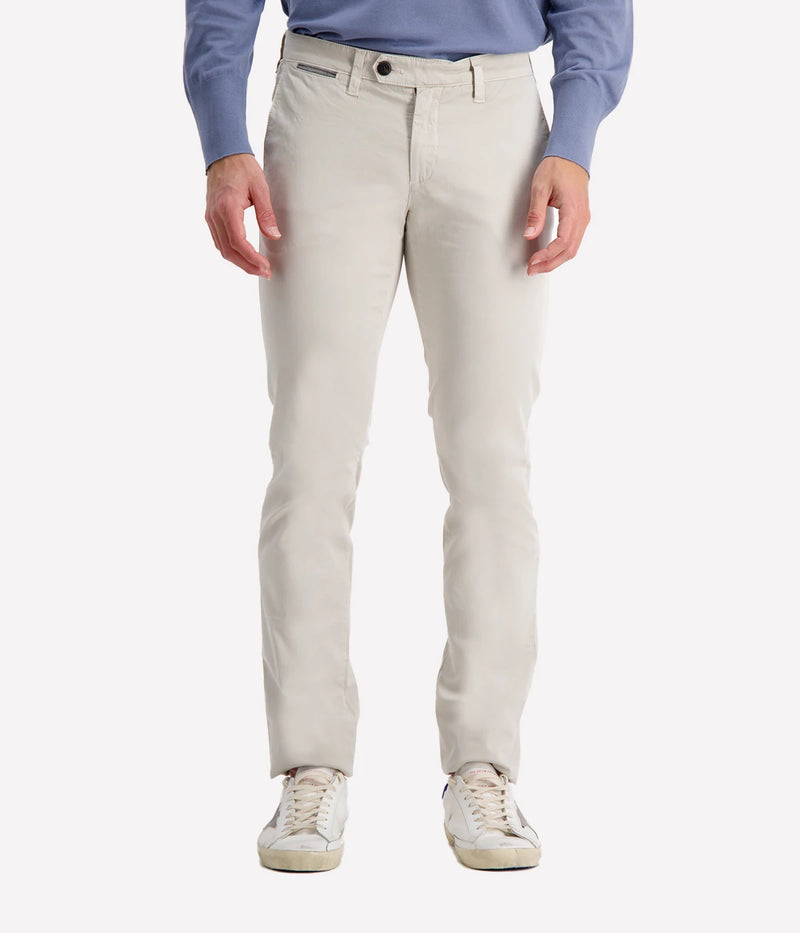 Young Chino Pants in Sabbia