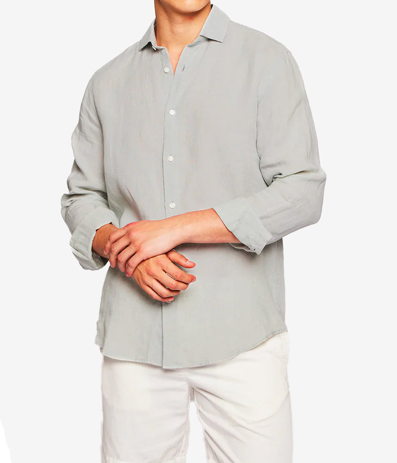 Front view of the Antonio Long Sleeve Linen Shirt by Frescobol Carioca, crafted from 100% fine Italian linen. This luxury men's dress shirt features a structured dress collar with stiffeners, imitation mother of pearl buttons, and a full placket. Designed in a regular fit, it blends relaxed tailoring with refined style for effortless occasion dressing.