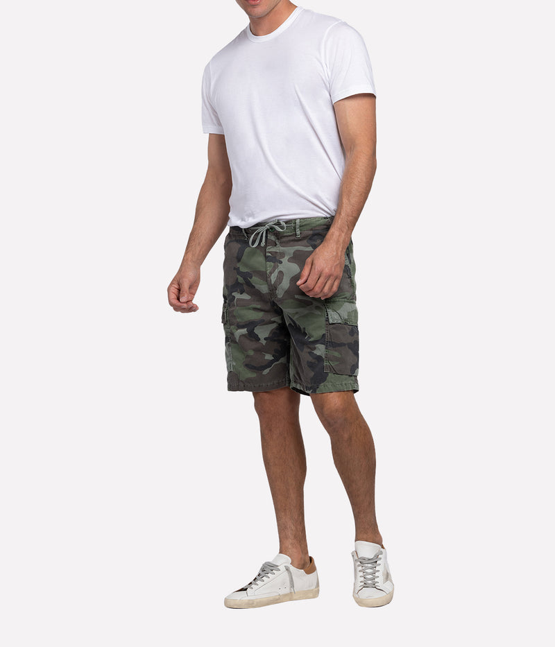 Tyler Woven Short in Camo Moss