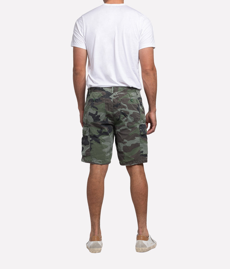 Tyler Woven Short in Camo Moss