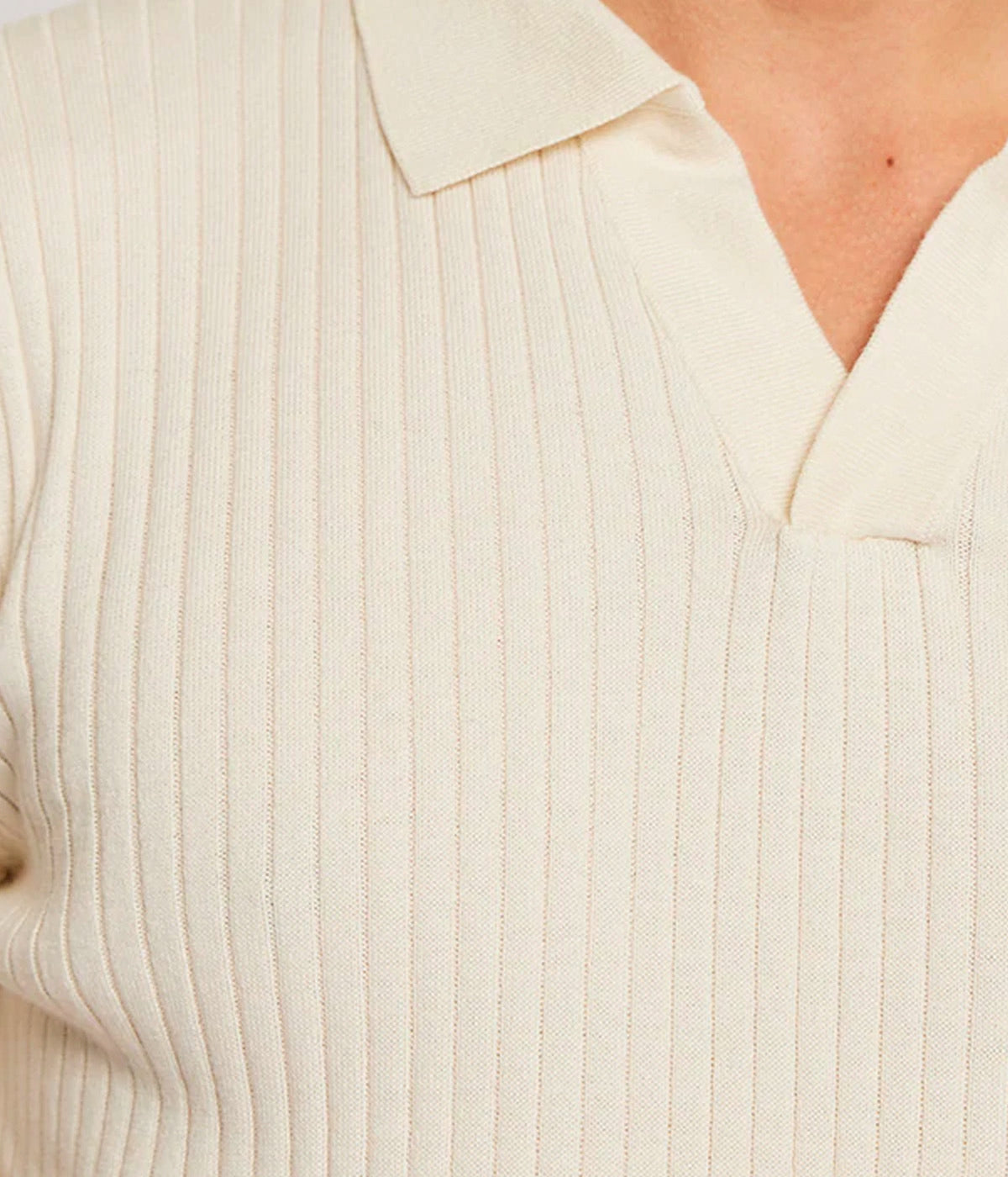 Rino Knit V Polo in Coconut Milk