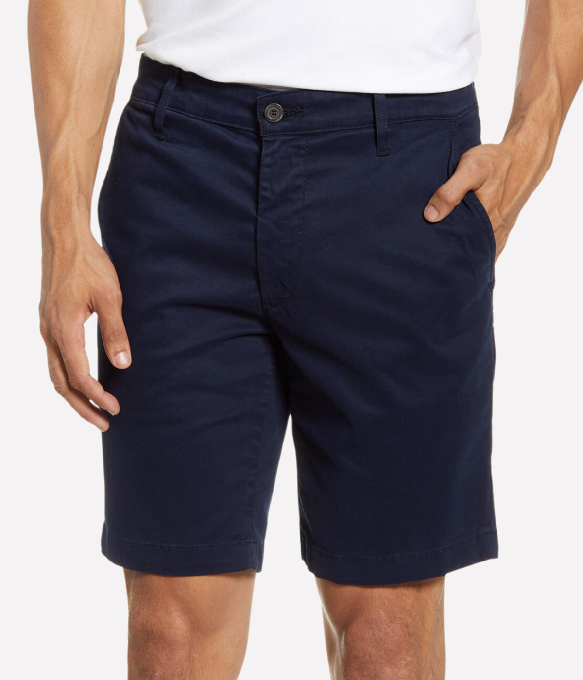 Wanderer Short in Midnight Berlin